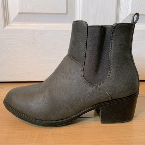 Grey Chelsea Boots - Picture 4 of 14